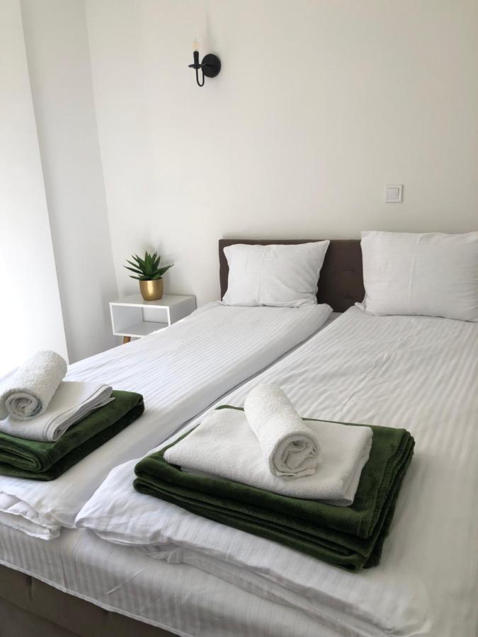 Apartments Zafira Ohrid Esterno foto